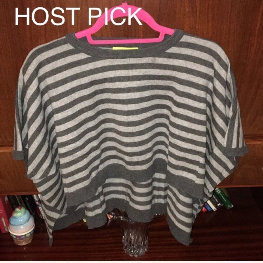 Stripe Poncho - Picture 2 of 4